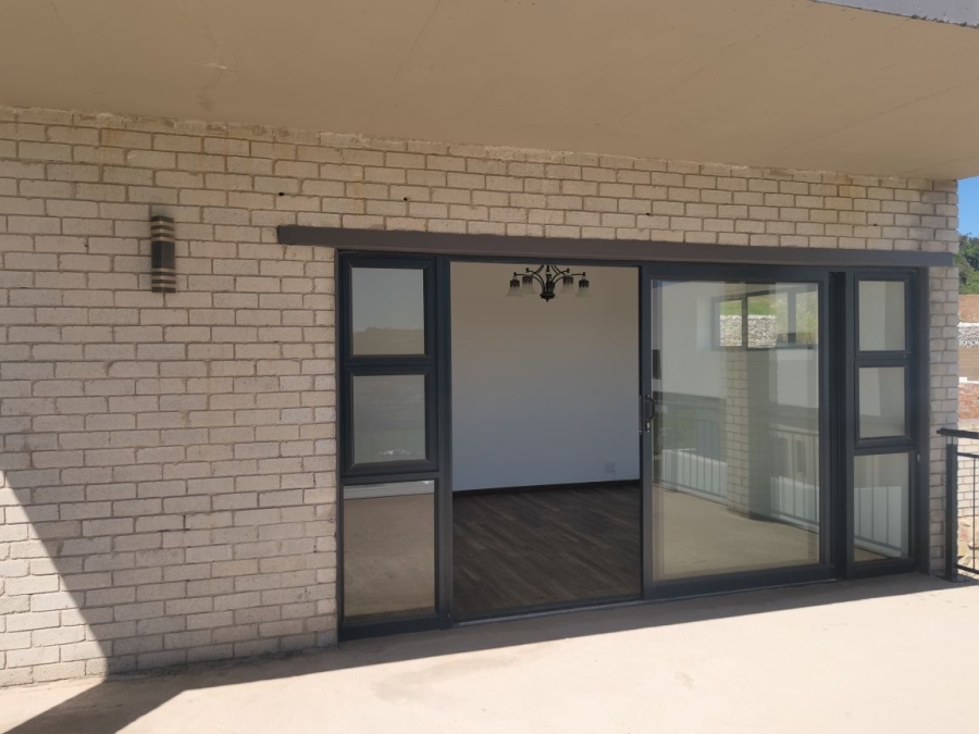 5 Bedroom Property for Sale in Royalston Residential Estate and Wildlife Reserve Eastern Cape